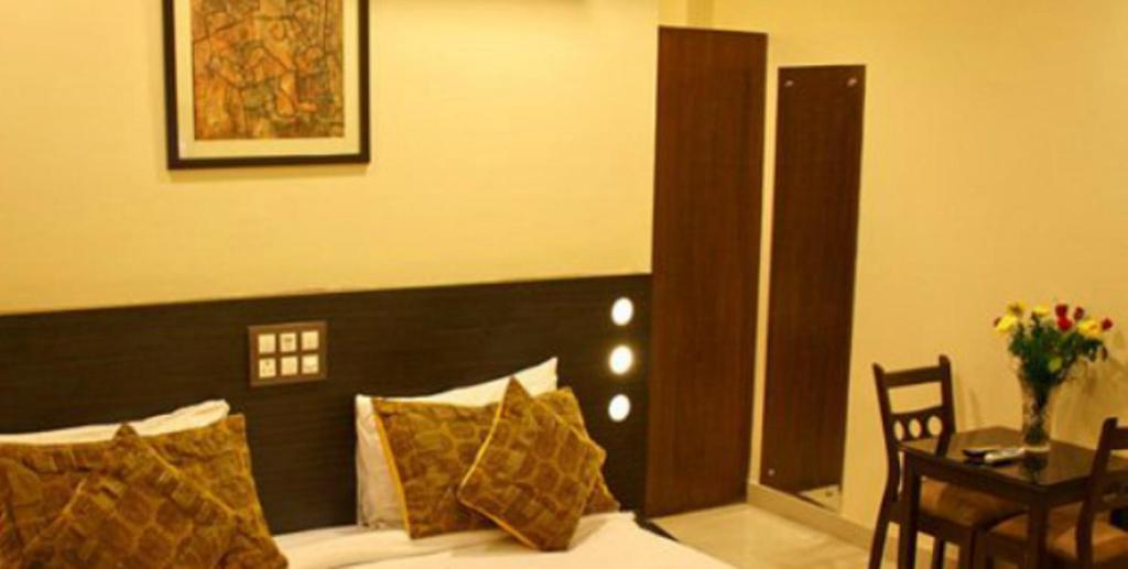 ניו דלהי Hotel Amby Inn מראה חיצוני תמונה